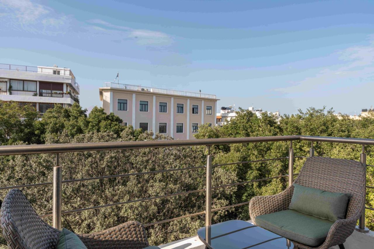 Phaedrus Living: Heraklion City View Flat ภายนอก รูปภาพ